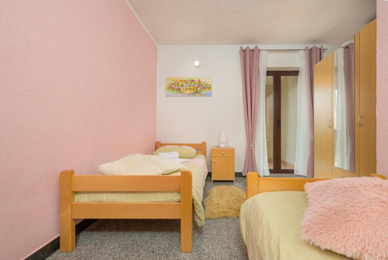 Holiday Apartment Ariella Krizanici Exteriér fotografie