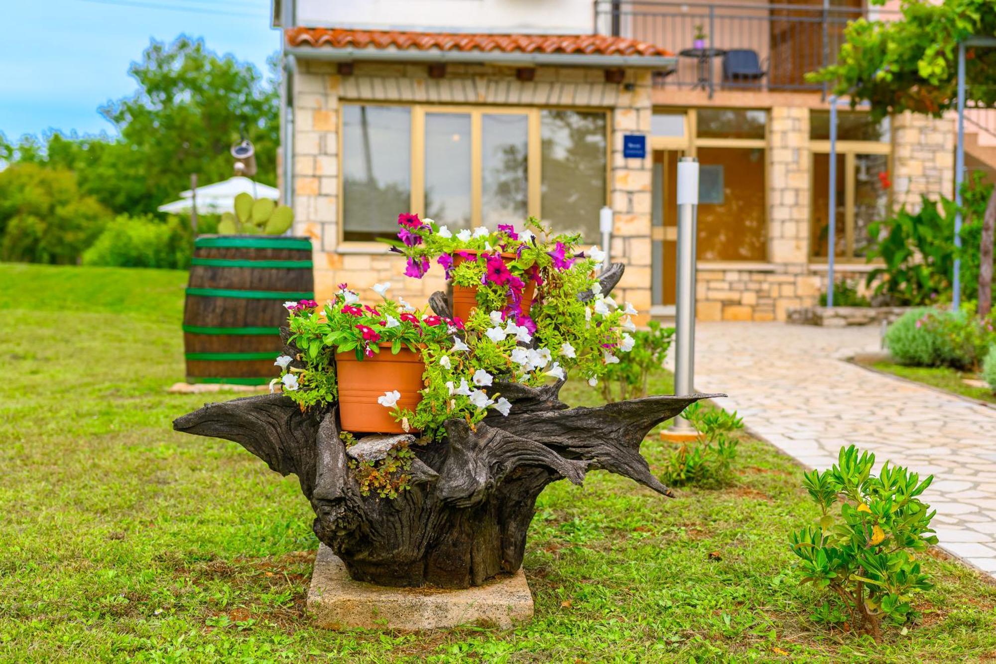 Holiday Apartment Ariella Krizanici Exteriér fotografie